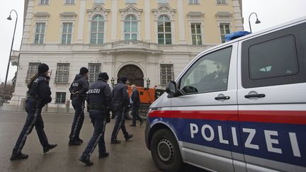 Des policiers autrichiens, à Vienne, le 7 janvier 2025 (photo d'illustration). (HEINZ-PETER BADER/AP/SIPA)